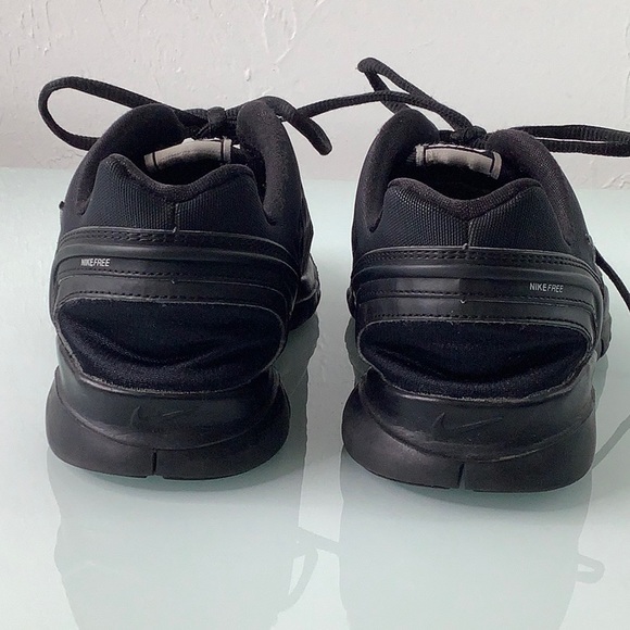 Nike Nike free fit 2 black on black sneakers size 8 EUC - Picture 11 of 16